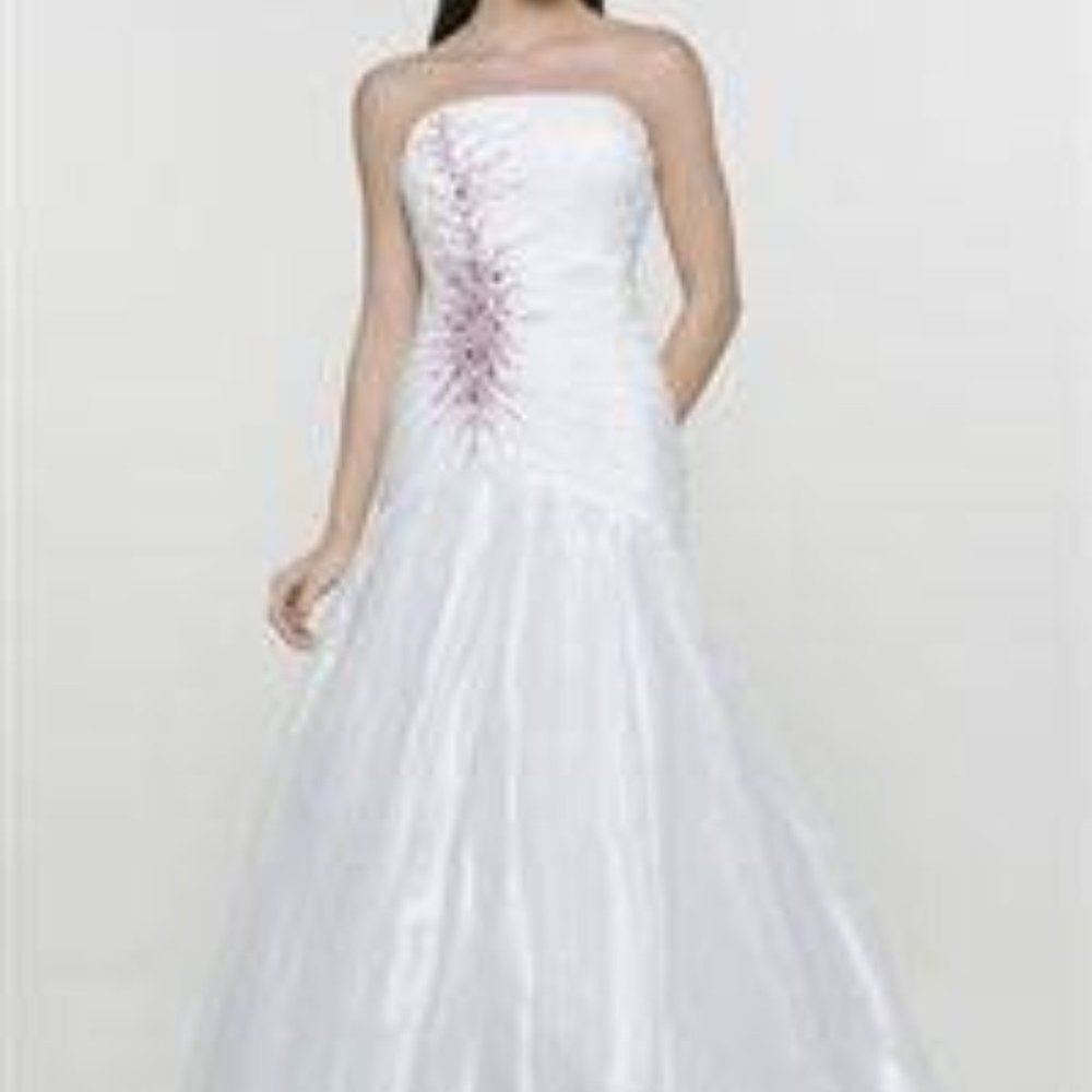 Stylish White Organza Strapless Embellished Formal Evening Gown Size